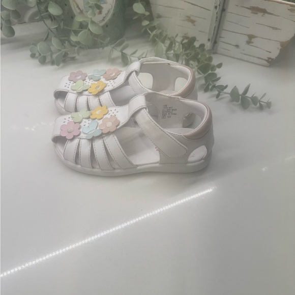 Girls Rachel’s Spring/Easter sandals size 10 - Picture 3 of 8